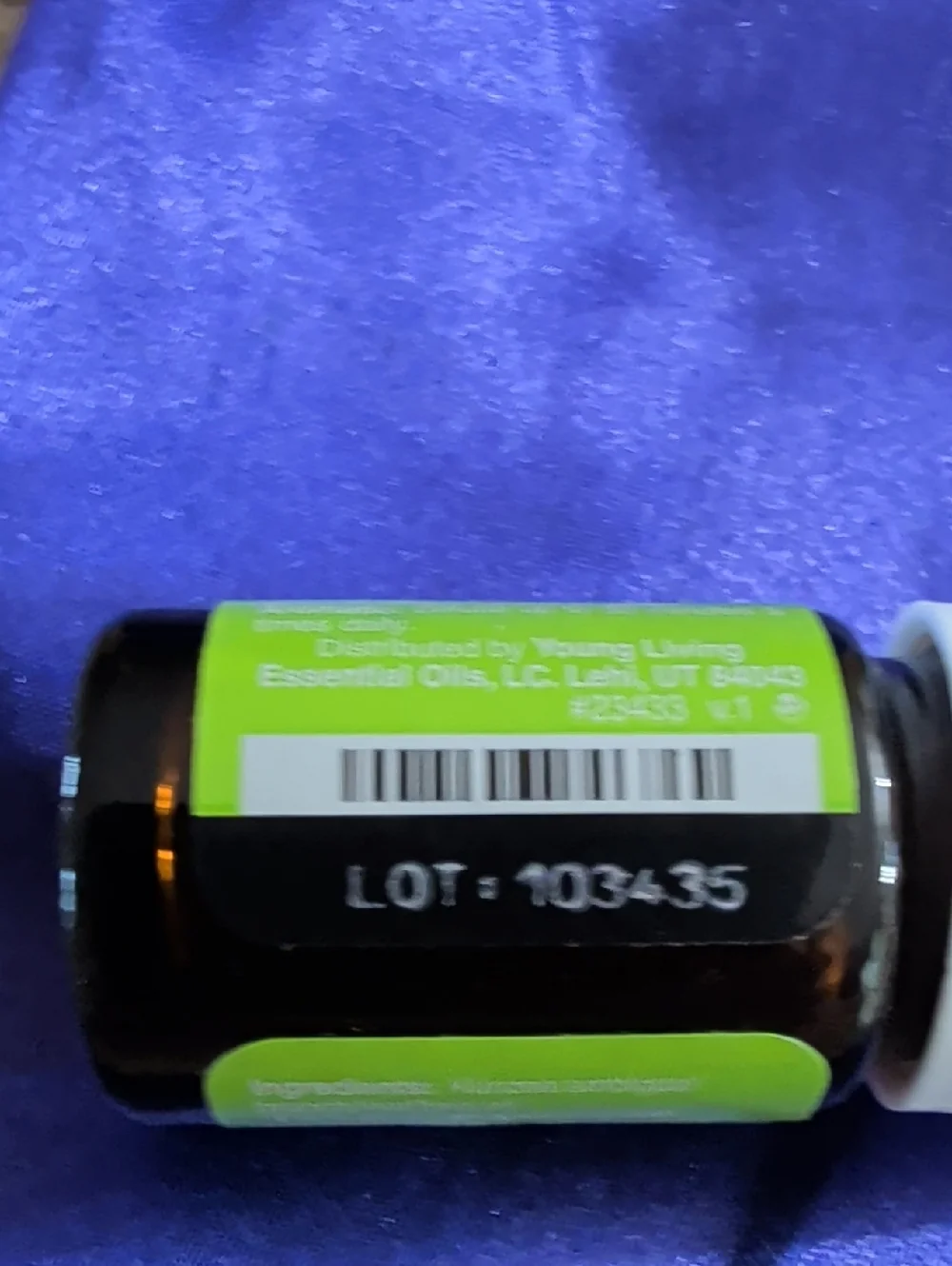 Young Living Kunzea Therapeutic Grade Essential Oil.